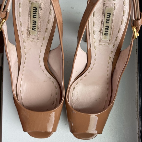 Miu Miu Pantent Leather Pumps - Picture 2 of 16